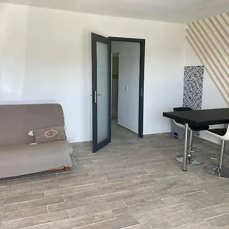 Apartment U Secondu Neuf Spacieux Au Calme *